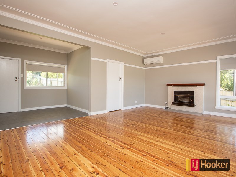 Photo - 42 Peel Street, North Tamworth NSW 2340 - Image 2