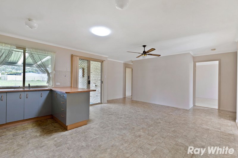 Photo - 42 Philip Street, Howard QLD 4659 - Image 4