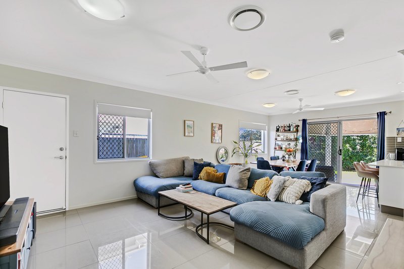 Photo - 4/2 Photinia Crescent, Mountain Creek QLD 4557 - Image 4