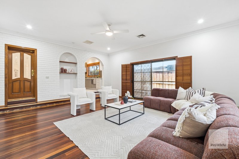 Photo - 42 Pindari Avenue, Taylors Lakes VIC 3038 - Image 4