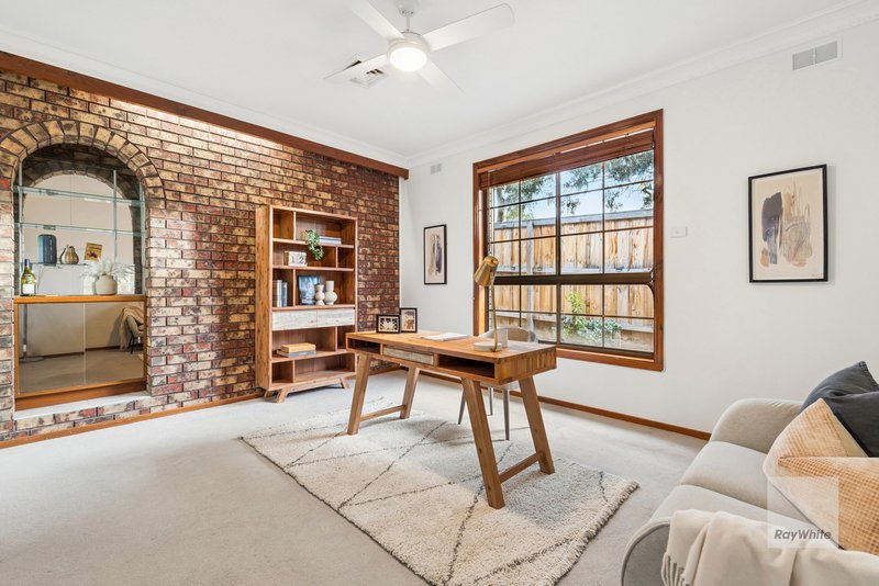 Photo - 42 Pindari Avenue, Taylors Lakes VIC 3038 - Image 9