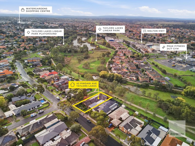 Photo - 42 Pindari Avenue, Taylors Lakes VIC 3038 - Image 22