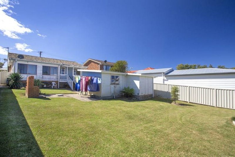 Photo - 42 Powell Avenue, Ulladulla NSW 2539 - Image 12