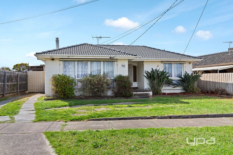 42 President Road, Albanvale VIC 3021