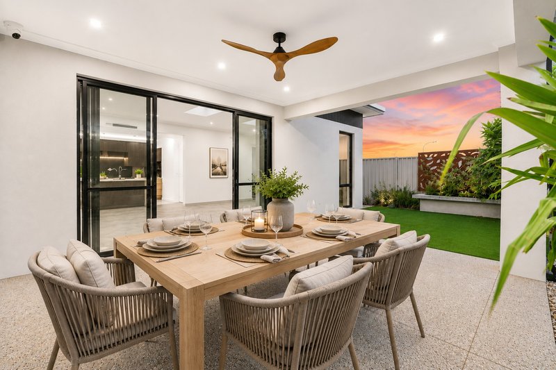 Photo - 42 Propeller Avenue, Brabham WA 6055 - Image 7