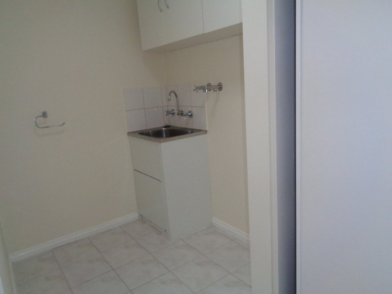 Photo - 4/2 Prospect Street, Glenroy VIC 3046 - Image 11