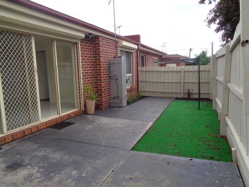 Photo - 4/2 Prospect Street, Glenroy VIC 3046 - Image 14