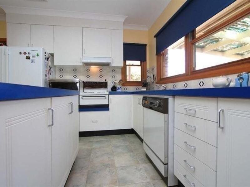 Photo - 42 Queen Elizabeth Drive, Tallangatta VIC 3700 - Image 11