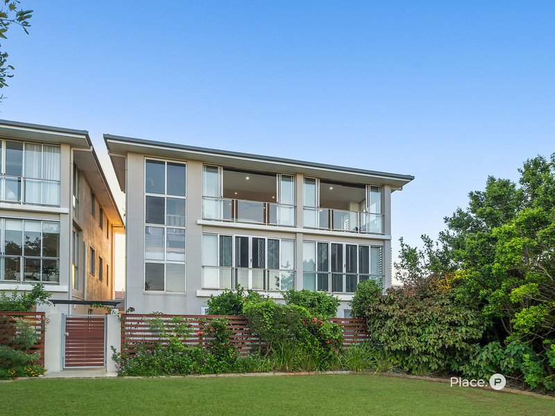 Photo - 4/2 Queen Street, Scarborough QLD 4020 - Image 3