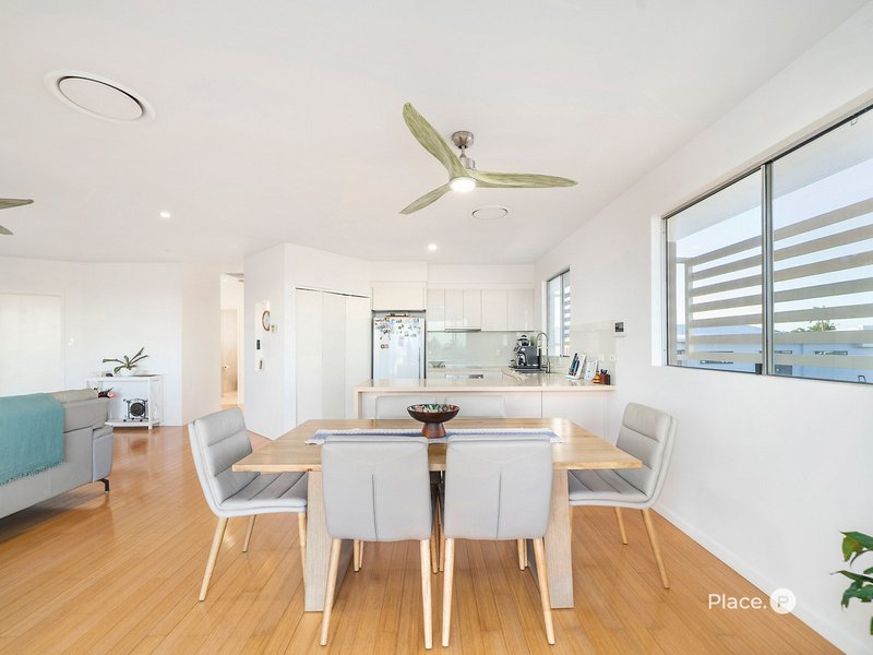 Photo - 4/2 Queen Street, Scarborough QLD 4020 - Image 8