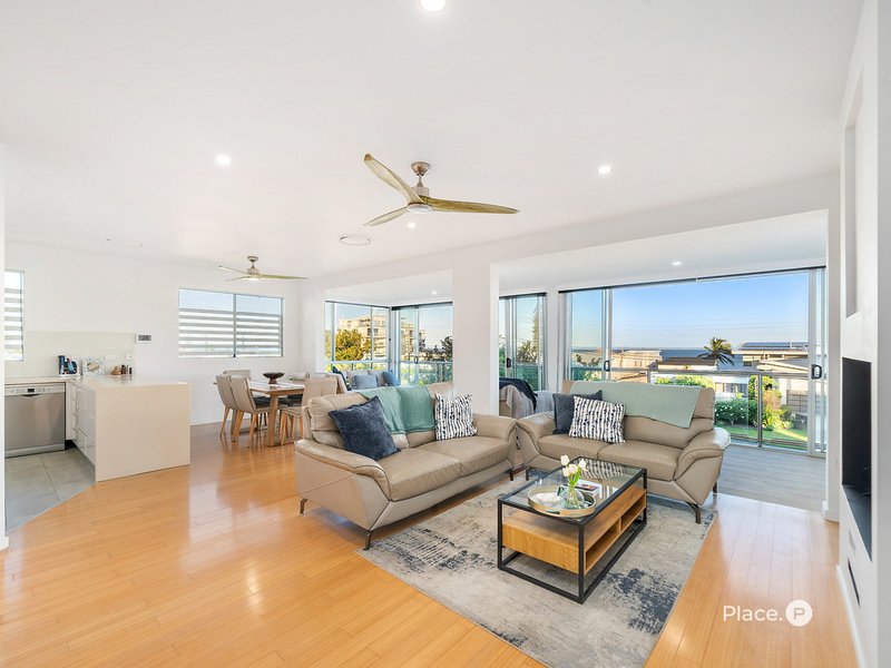 Photo - 4/2 Queen Street, Scarborough QLD 4020 - Image 9