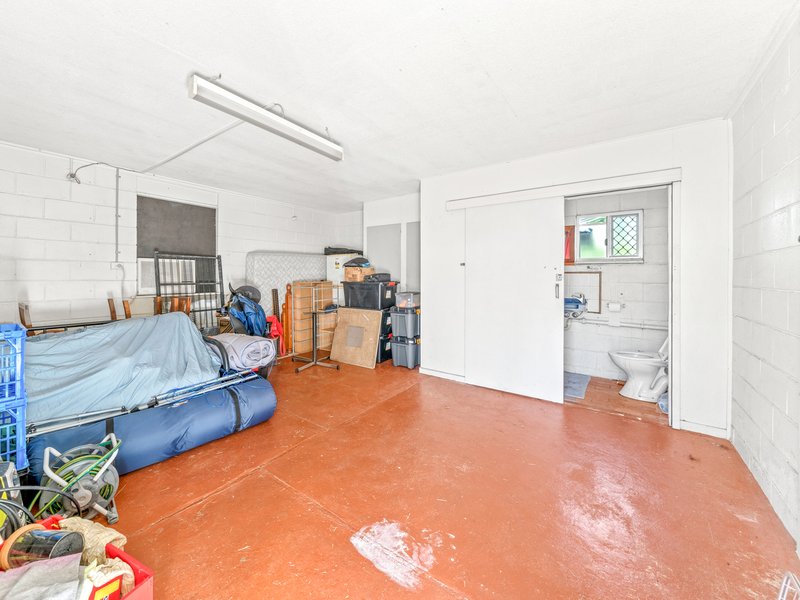 Photo - 42 Raceview Street, Raceview QLD 4305 - Image 14