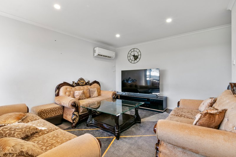 Photo - 42 Radnor Street, Morphett Vale SA 5162 - Image 4