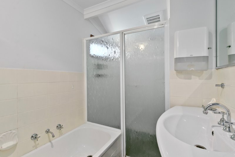 Photo - 42 Radnor Street, Morphett Vale SA 5162 - Image 15