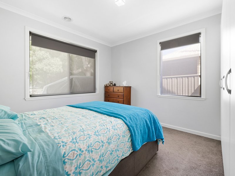 Photo - 42 Rattray Avenue, Wangaratta VIC 3677 - Image 7