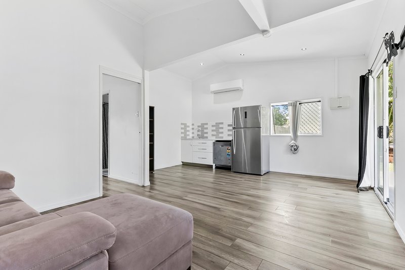 Photo - 42 Relesah Drive, Ningi QLD 4511 - Image 20