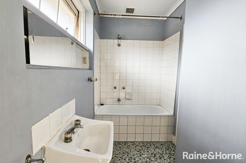 Photo - 4/2 Reserve Street, Springvale VIC 3171 - Image 5