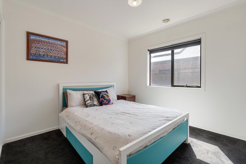 Photo - 42 Riceflower Rise, Wallan VIC 3756 - Image 9