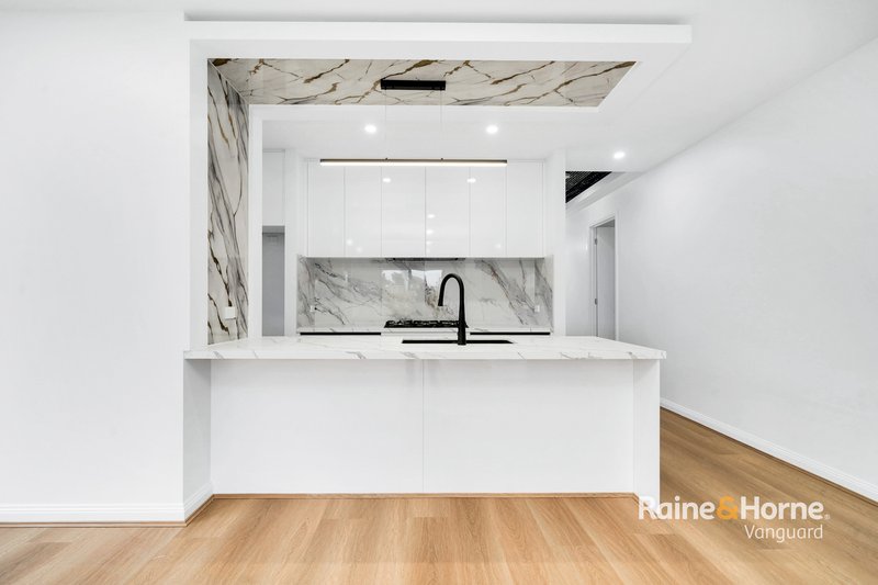 Photo - 42 Riceflower Road, Mickleham VIC 3064 - Image 6