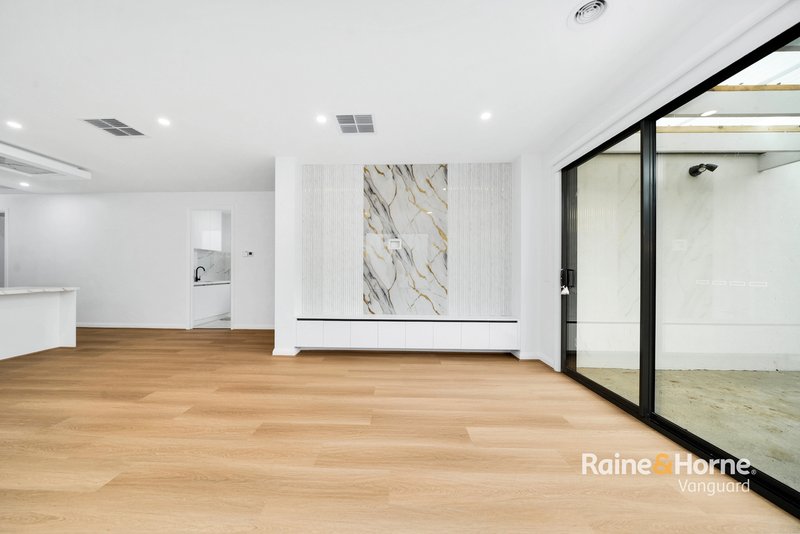 Photo - 42 Riceflower Road, Mickleham VIC 3064 - Image 8