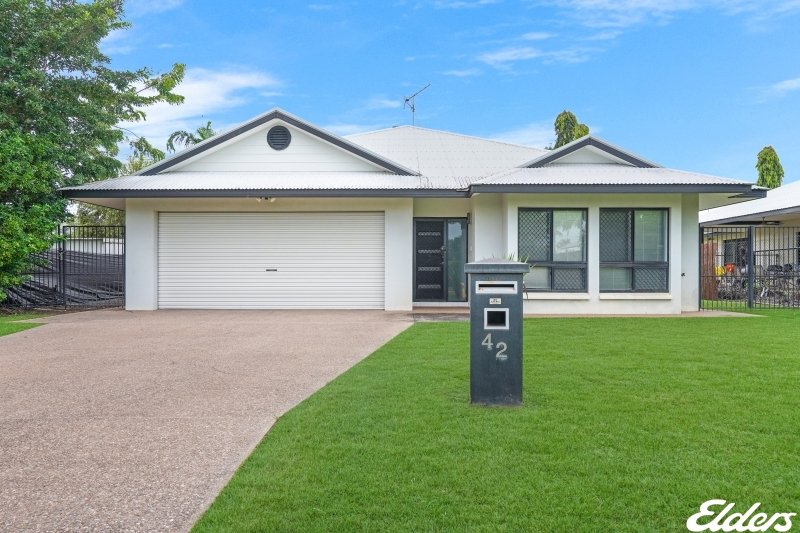 42 Richards Crescent, Rosebery NT 0832