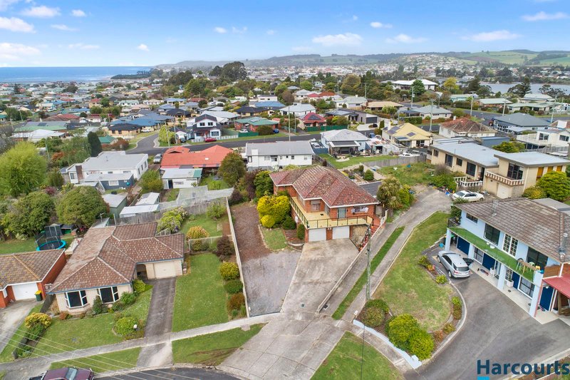 Photo - 42 Richardson Street, West Ulverstone TAS 7315 - Image 14