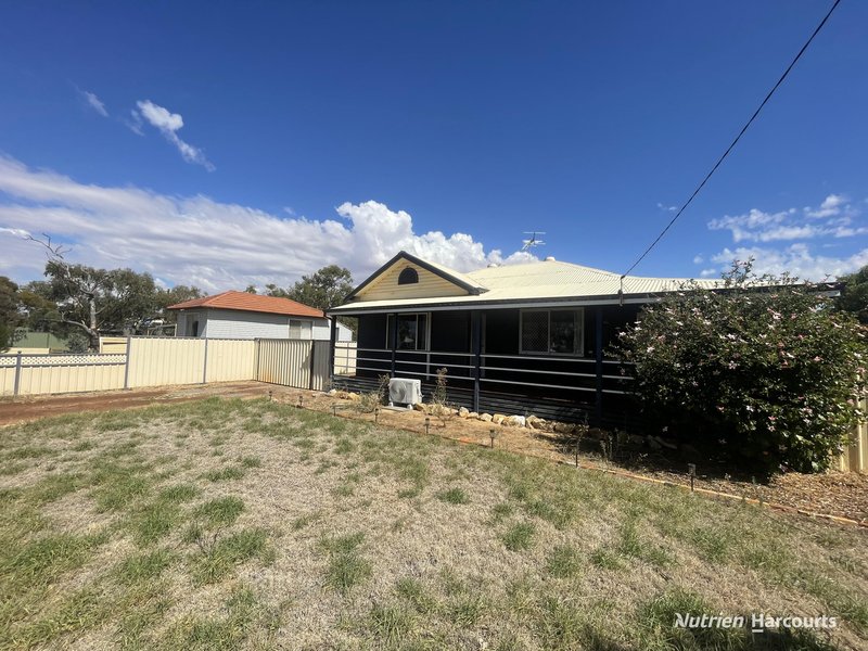 Photo - 42 Richter Avenue, Morawa WA 6623 - Image 3