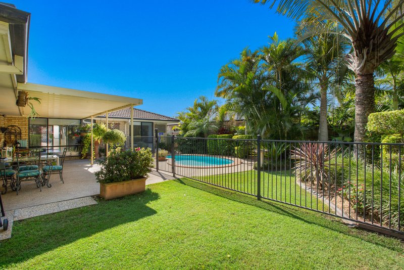 42 Riversdale Boulevard, Banora Point NSW 2486