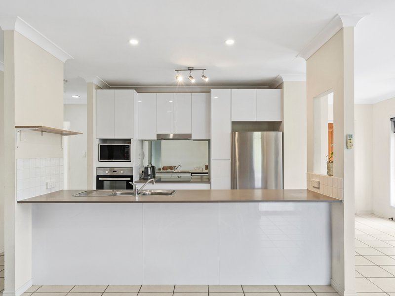 Photo - 42 Roe Street, Upper Coomera QLD 4209 - Image 3