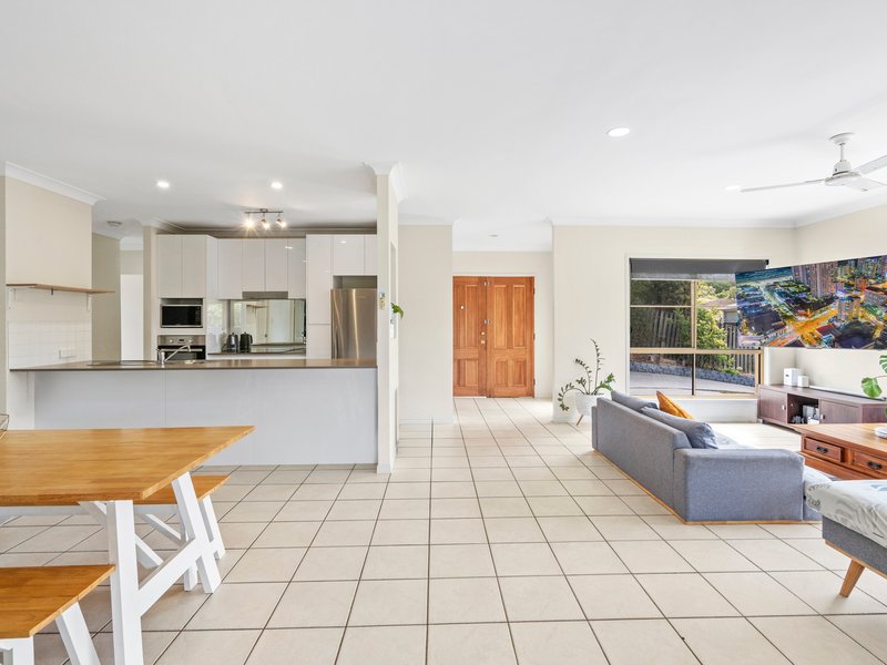 Photo - 42 Roe Street, Upper Coomera QLD 4209 - Image 4
