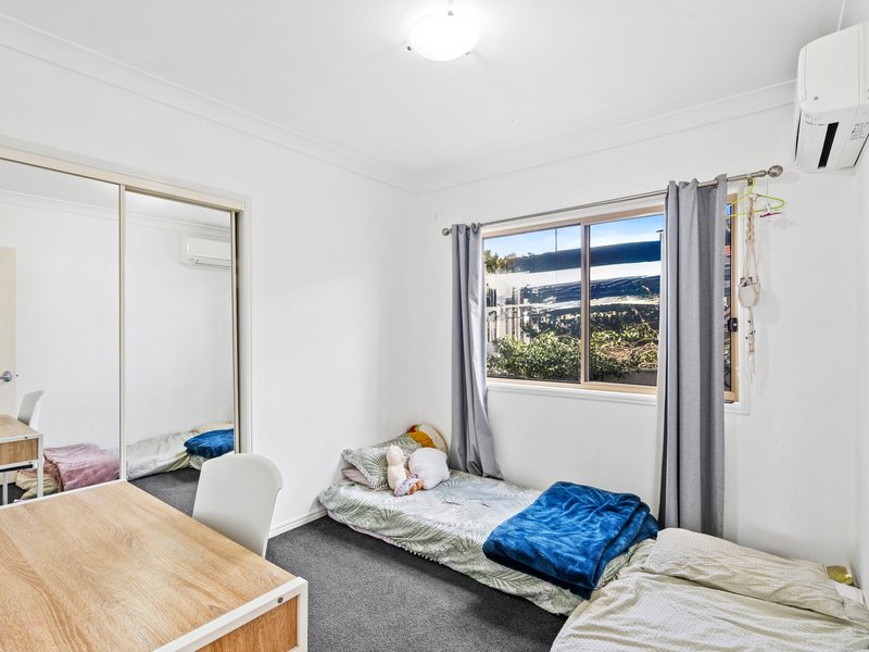 Photo - 42 Roe Street, Upper Coomera QLD 4209 - Image 8