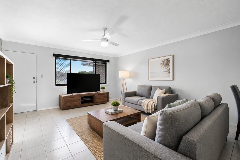 Photo - 4/2 Rope Court, Mermaid Waters QLD 4218 - Image 2