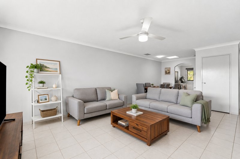 Photo - 4/2 Rope Court, Mermaid Waters QLD 4218 - Image 3