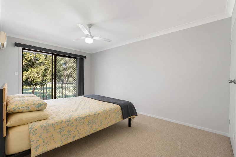 Photo - 4/2 Rope Court, Mermaid Waters QLD 4218 - Image 7