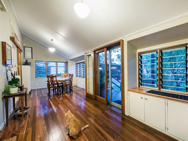 Photo - 42 Rosecliffe Street, Highgate Hill QLD 4101 - Image 9