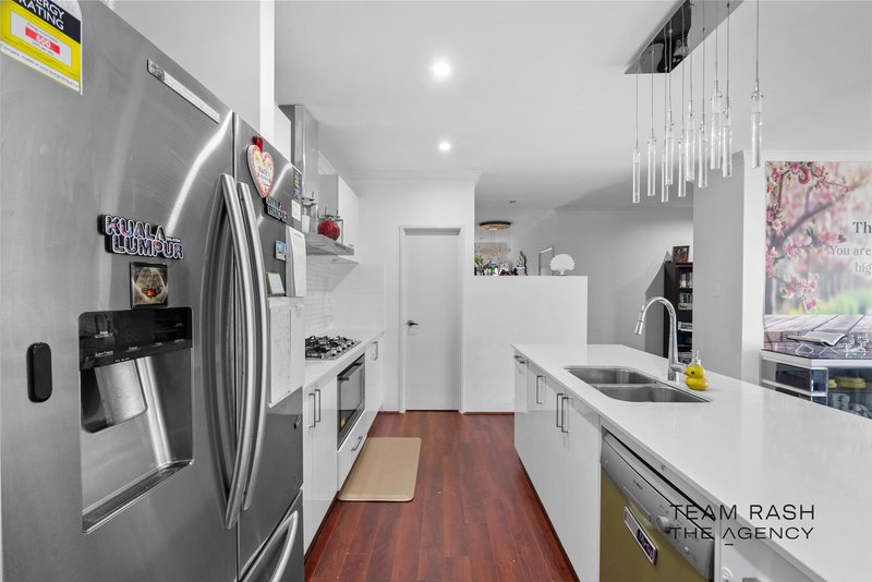 Photo - 42 Sapphire Chase, Wellard WA 6170 - Image 7