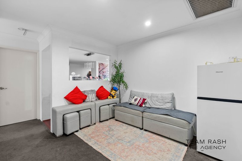 Photo - 42 Sapphire Chase, Wellard WA 6170 - Image 18