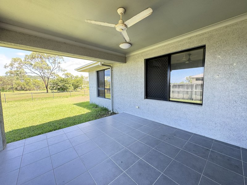 Photo - 42 Scenic Crescent, Bowen QLD 4805 - Image 6