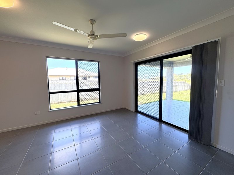 Photo - 42 Scenic Crescent, Bowen QLD 4805 - Image 19