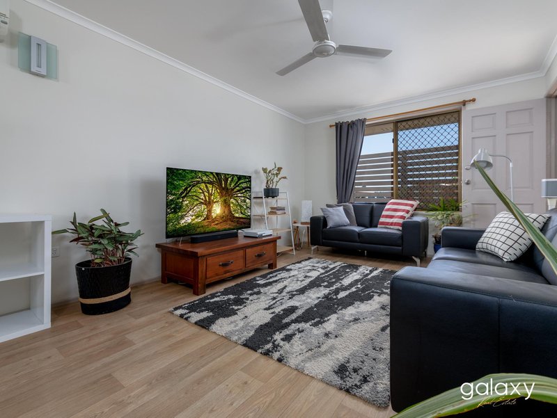 Photo - 42 Scotton Street, Kepnock QLD 4670 - Image 5