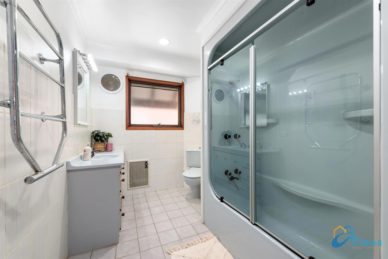4-bedroom house at 42 Seagull Drive, Loch Sport, VIC 3851, Wellington, Victoria