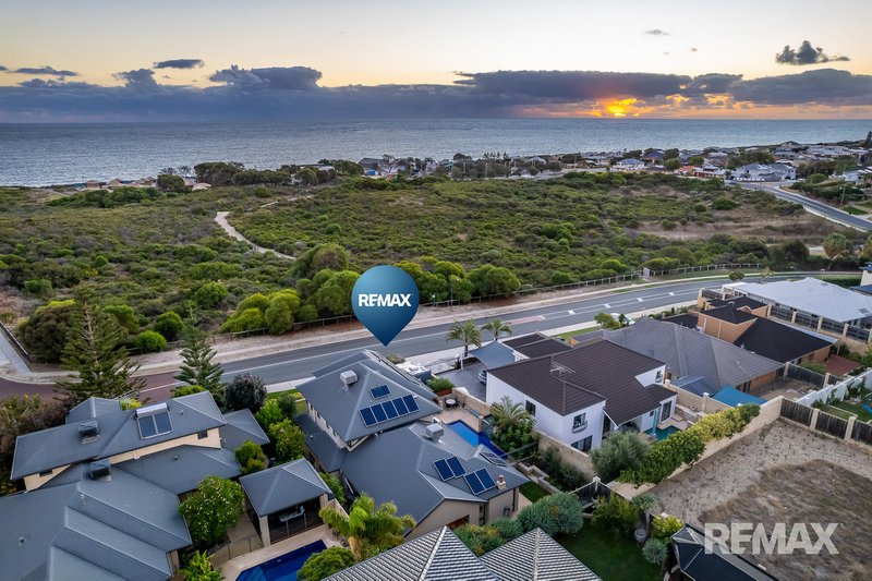 Photo - 42 Seaham Way, Mindarie WA 6030 - Image 3