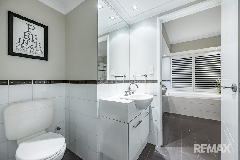 Photo - 42 Seaham Way, Mindarie WA 6030 - Image 8