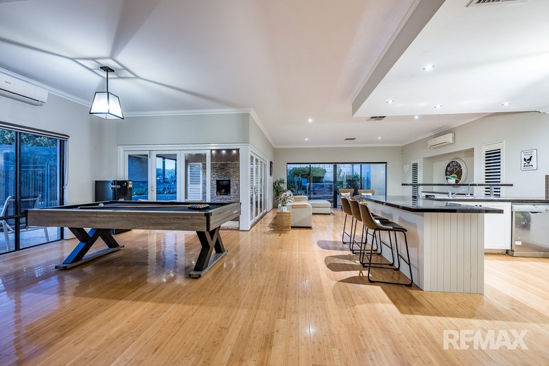 Photo - 42 Seaham Way, Mindarie WA 6030 - Image 13