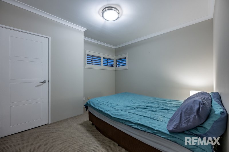Photo - 42 Seaham Way, Mindarie WA 6030 - Image 24