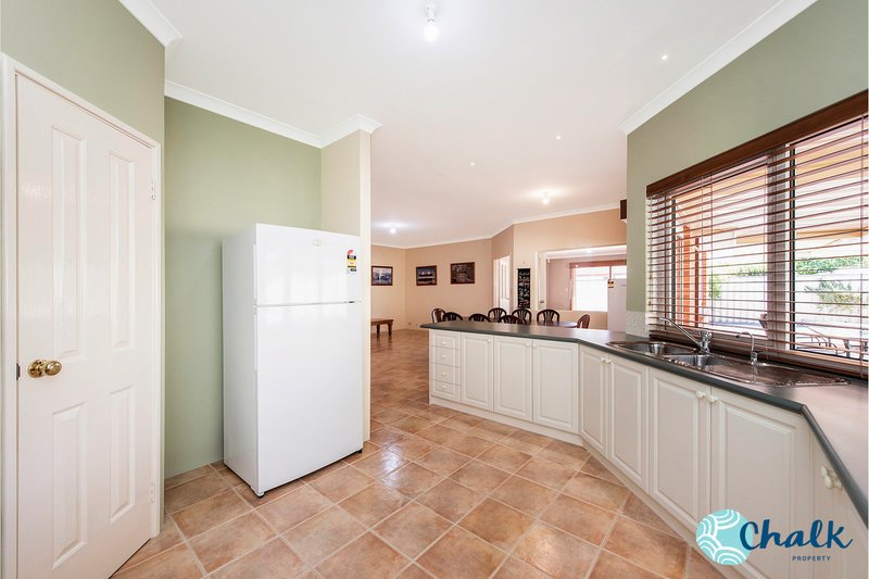 Photo - 42 Seawind Drive, Rockingham WA 6168 - Image 10