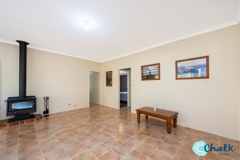 Photo - 42 Seawind Drive, Rockingham WA 6168 - Image 12