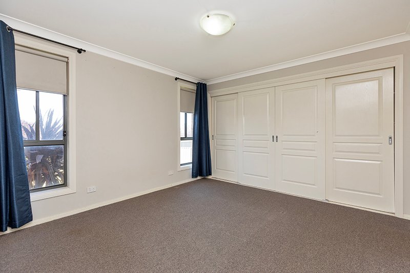 Photo - 42 Semillon Drive, Tamworth NSW 2340 - Image 6