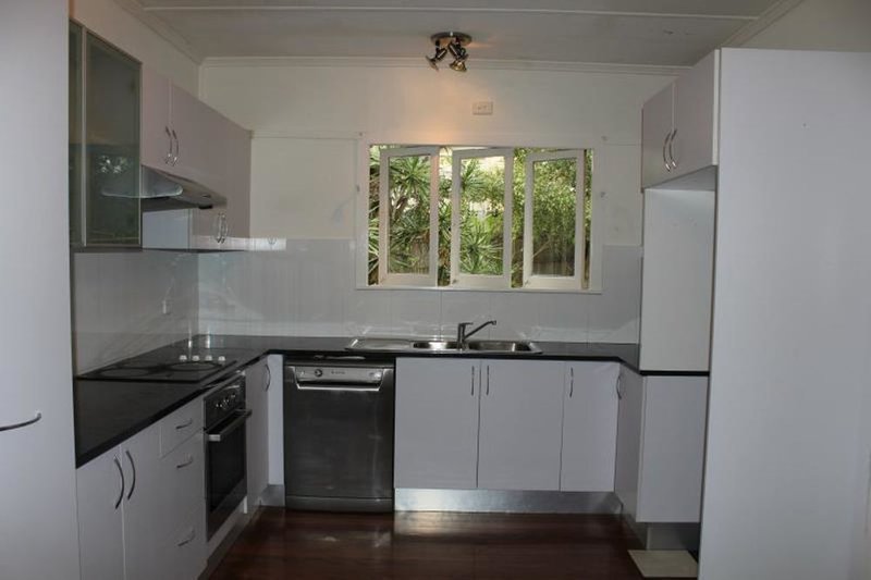 Photo - 42 Settlement Road, The Gap QLD 4061 - Image 5