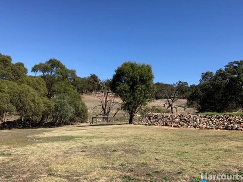 Photo - 42 Shady Hills View, Bullsbrook WA 6084 - Image 7